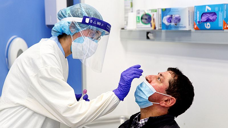 Sanidad, sobre las pruebas PCR en farmacias: "Garantizar la calidad no es tan fácil"