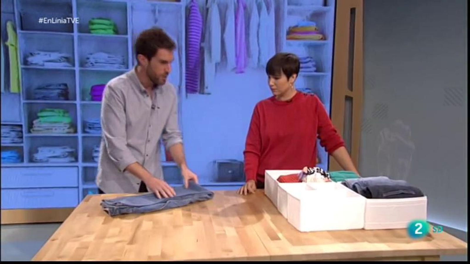 En Línia - Amor de pandèmia, canvi d'armari, sèries i il·lustracions