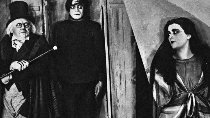 Telediario 1 - Sitges rinde homenaje a 'El gabinete del doctor Caligari', la gran pesadilla expresionista