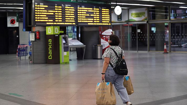 Los viajes en tren en Madrid bajan casi un 70% respecto al anterior puente del Pilar