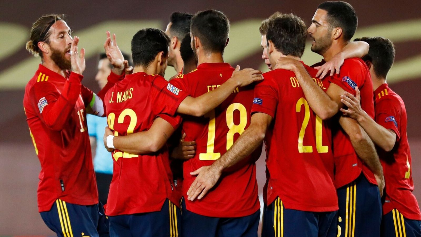 España gana por la mínima a Suiza (1-0)