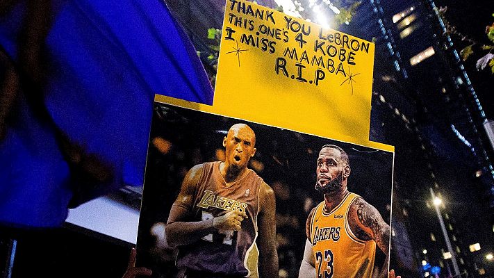 LeBron James lidera a los Lakers para ganar el anillo y asume el legado de Kobe Bryant