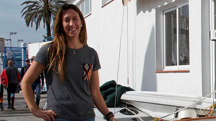 Telediario 1 - Cinco mujeres navegarán contra el cáncer de mama guiadas por una campeona olímpica