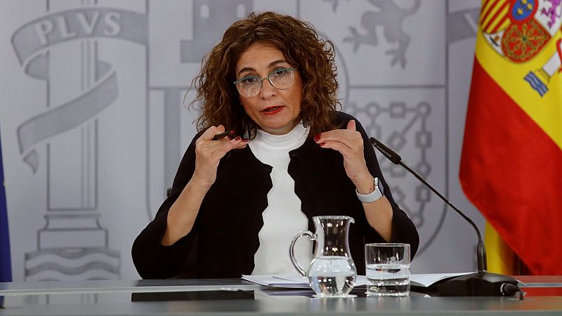 El Gobierno baja el umbral a 600.000 euros para los deudores tributarios 