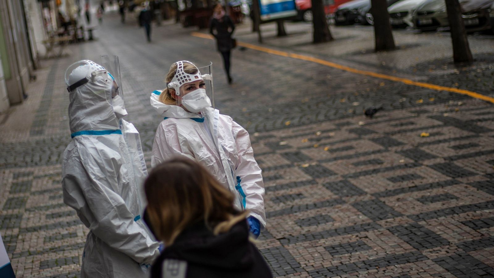 Las restricciones contra la COVID-19 se aceleran en Europa en la segunda oleada