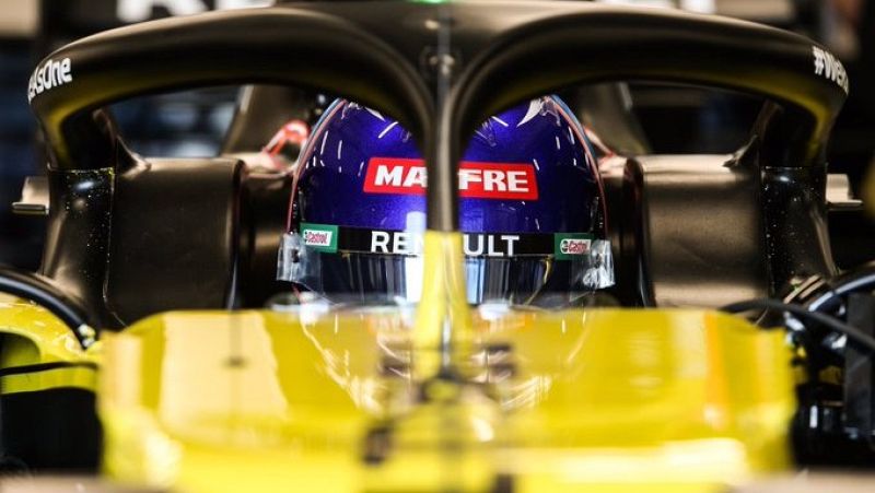 Fernando Alonso ya rueda con su nuevo Renault