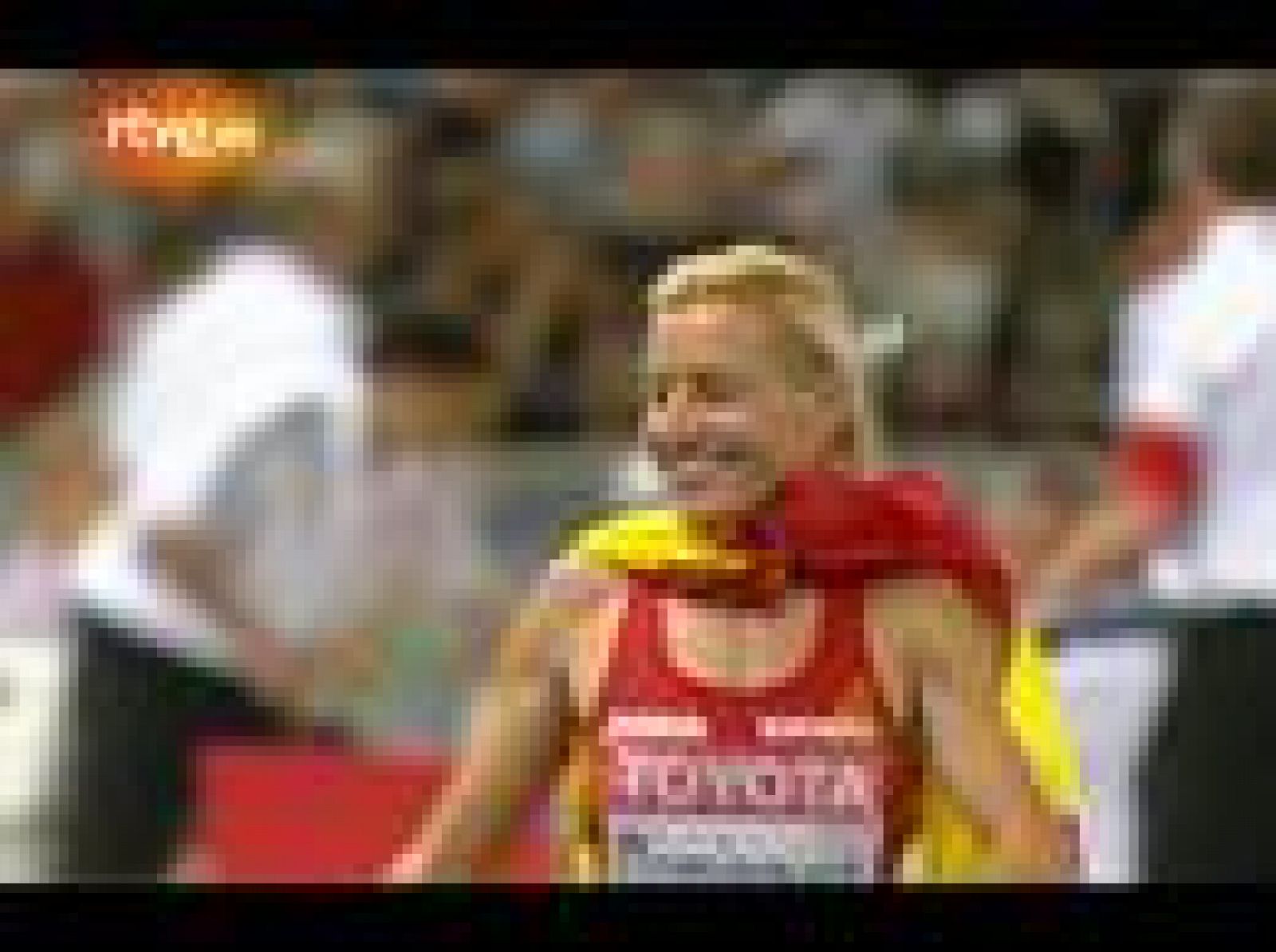 La palentina se ha proclamado campeona del mundo en los 3.000 metros obstáculos.