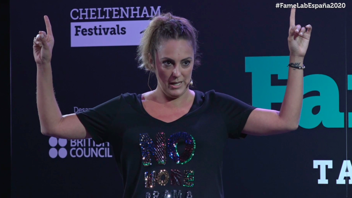 FECYT - FECYT | Famelab 2020 |  Alicia Pelegrina y su monólogo científico '¡Queremos ver las estrellas!'