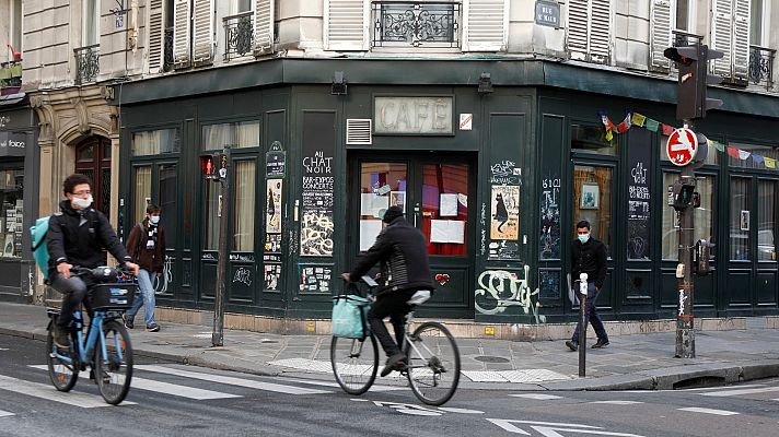 Francia estudia el toque de queda contra el coronavirus