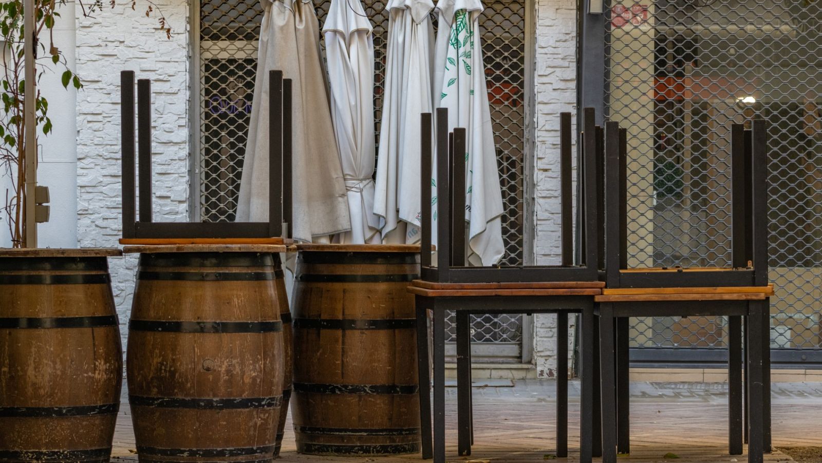 Las empresas tramitan nuevos ERTE ante los rebrotes de coronavirus