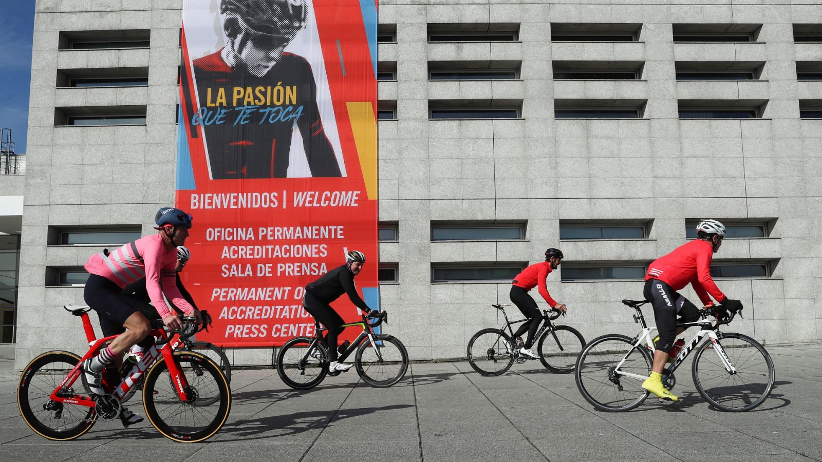 Vuelta 2020 | La Vuelta pule en Irún los últimos detalles