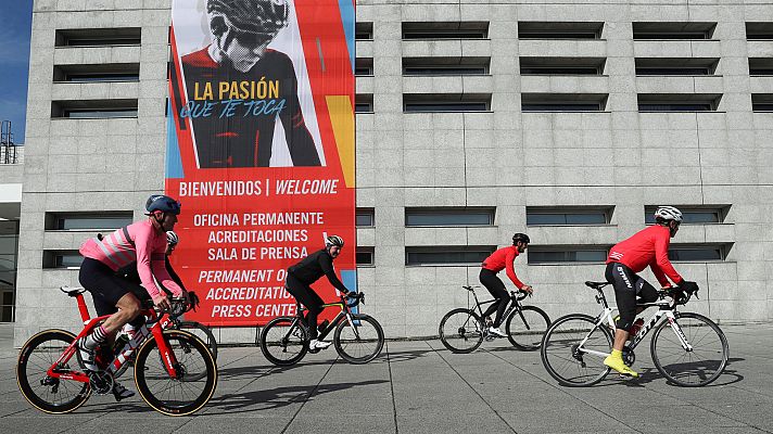 Vuelta 2020 | La Vuelta pule en Irún los últimos detalles antes de la salida