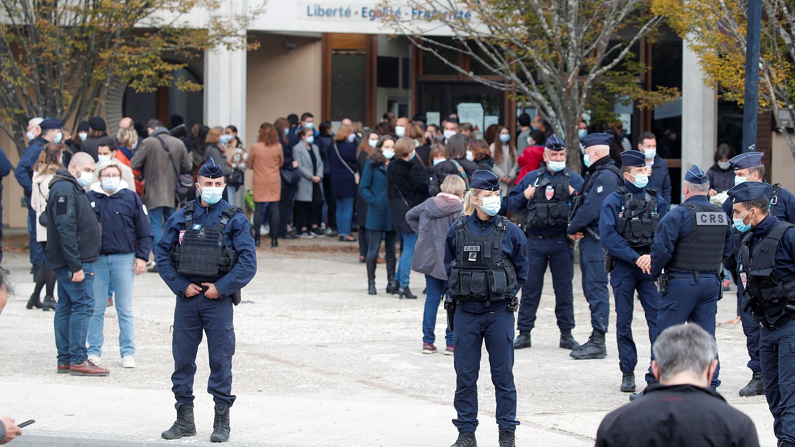 Francia fortalece su seguridad contra el yihadismo e incrementa la vigilancia en internet