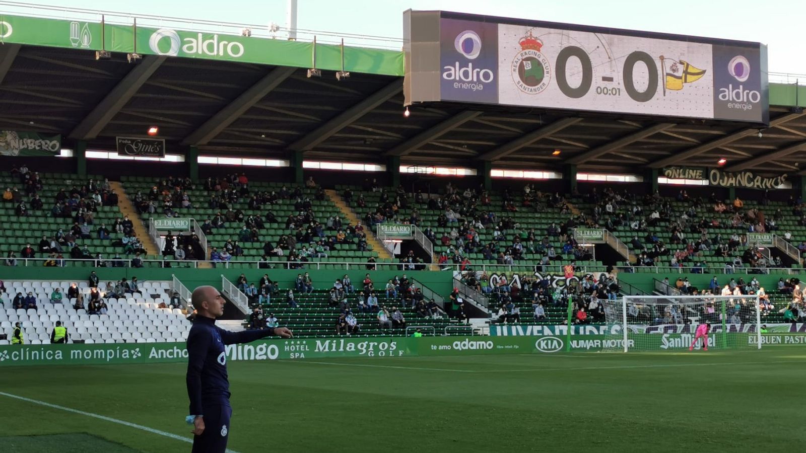 La nueva forma de vivir el fútbol 'in situ' en Segunda B y Tercera