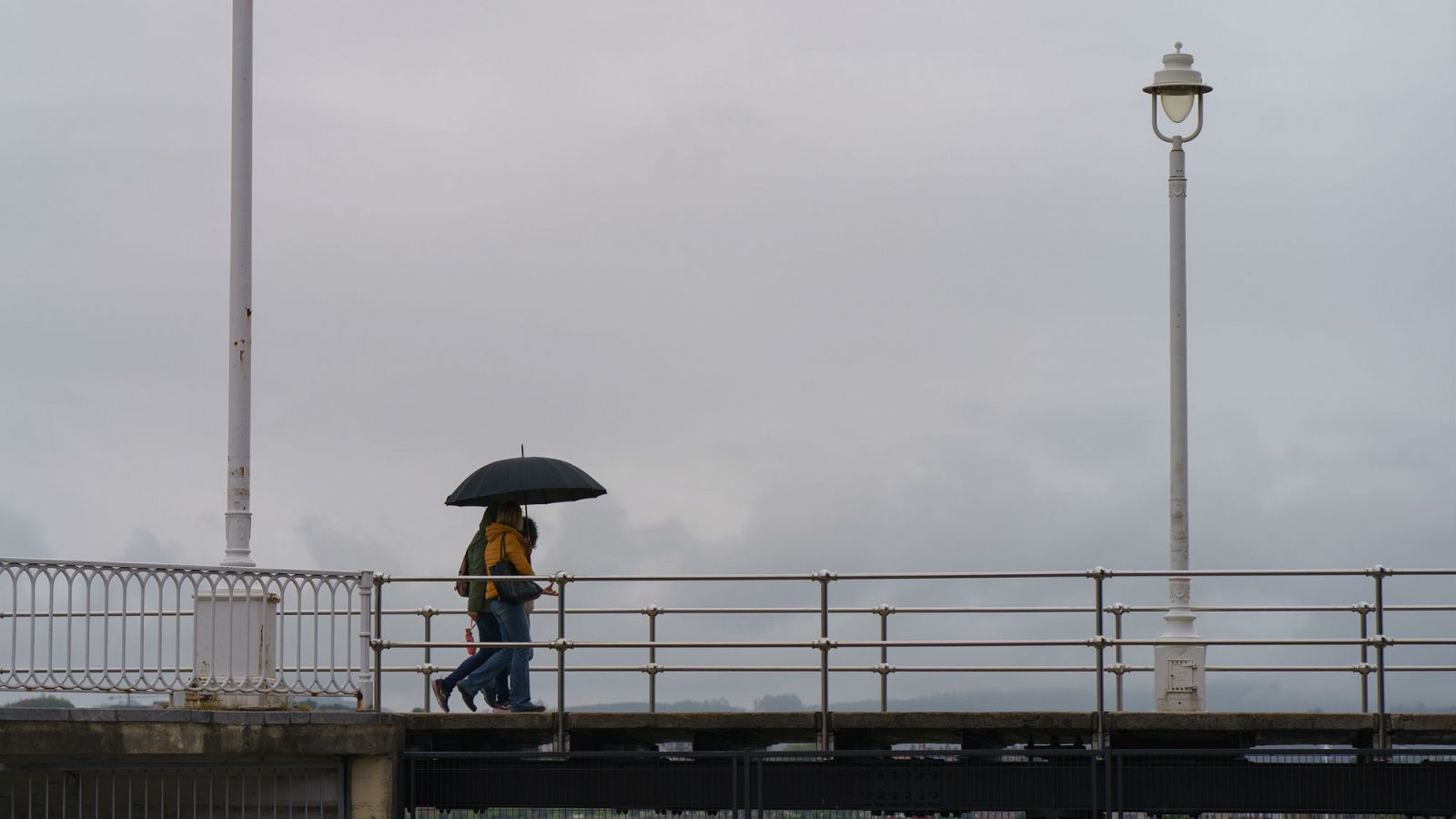 Un frente atlántico 'Bárbara' dejará lluvia abundante en amplias zonas de la península