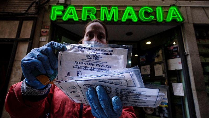 El Gobierno trabaja para que el coste de las mascarillas sea "accesible"