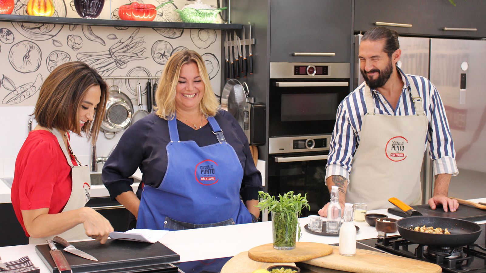 Cocina al punto con Peña y Tamara - Marmitako con corvina - RTVE.es