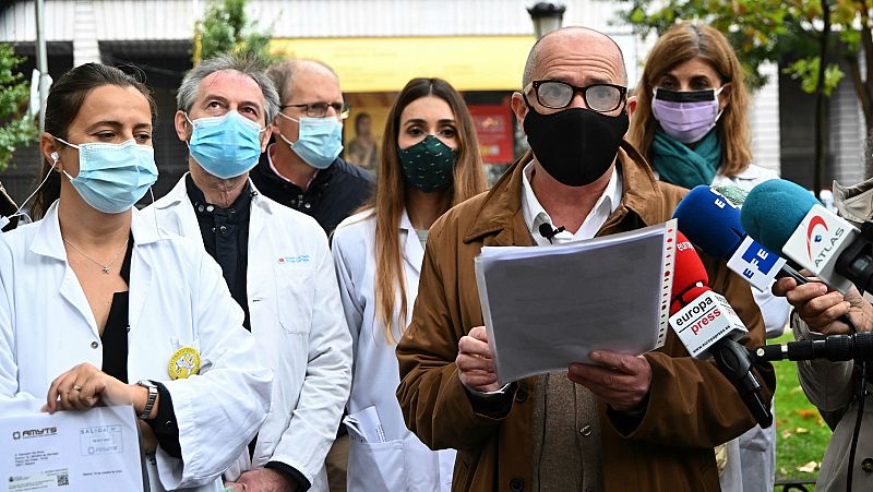 Los sanitarios denuncian la precariedad del sistema en plena segunda ola