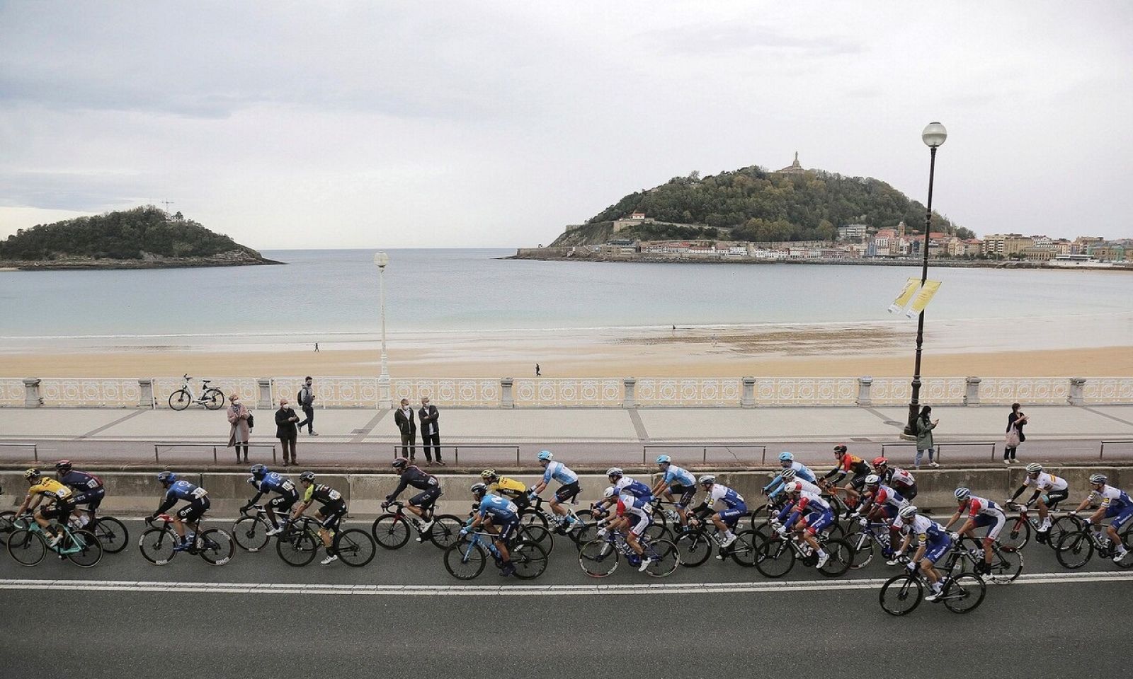 Vuelta ciclista a España 2020 - 1ª etapa: Irún - Arrate-Eibar (2) - RTVE.es