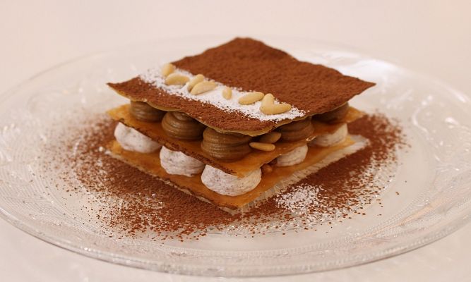 Milhojas de tiramisú 