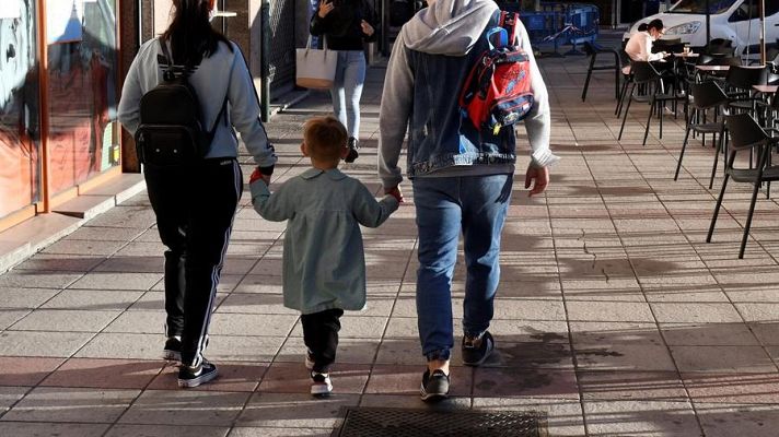Telediario 1 - 'Asignatura Covid': los niños afrontan las pérdidas por la pandemia y las nuevas normas de convivencia