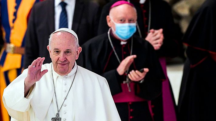 Telediario 1 - El papa apoya las uniones civiles de homosexuales