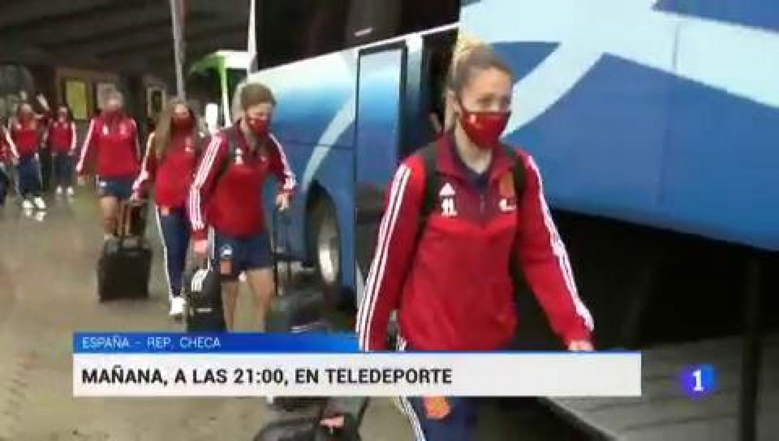 España ya está en Sevilla para su partido ante República Checa