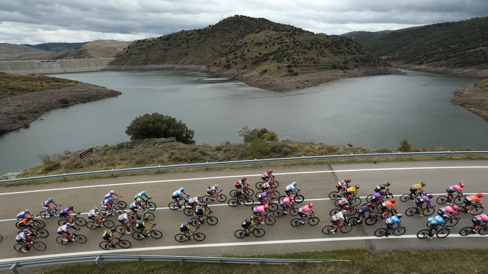 Vuelta ciclista a España 2020 - 3ª etapa: Lodosa - La Laguna Negra - Vinuesa (Podium) - RTVE.es