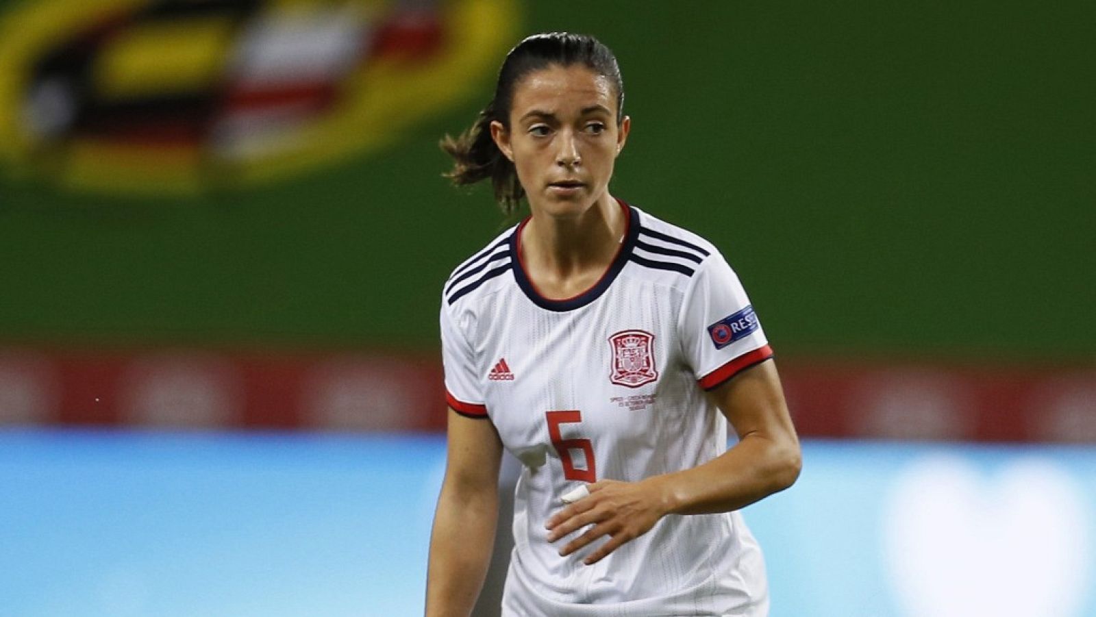 Euro2022| Aitana Bonmatí aprovecha un rechace para hacer el 3-0 | Ver