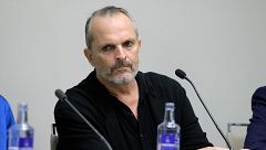 Corazón - La relación de amor-odio de Bosé con la prensa