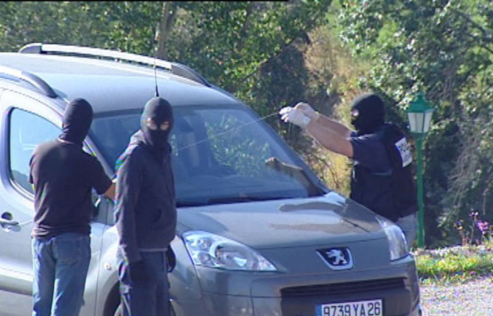 Registran el apartamento de los etarras | Ver