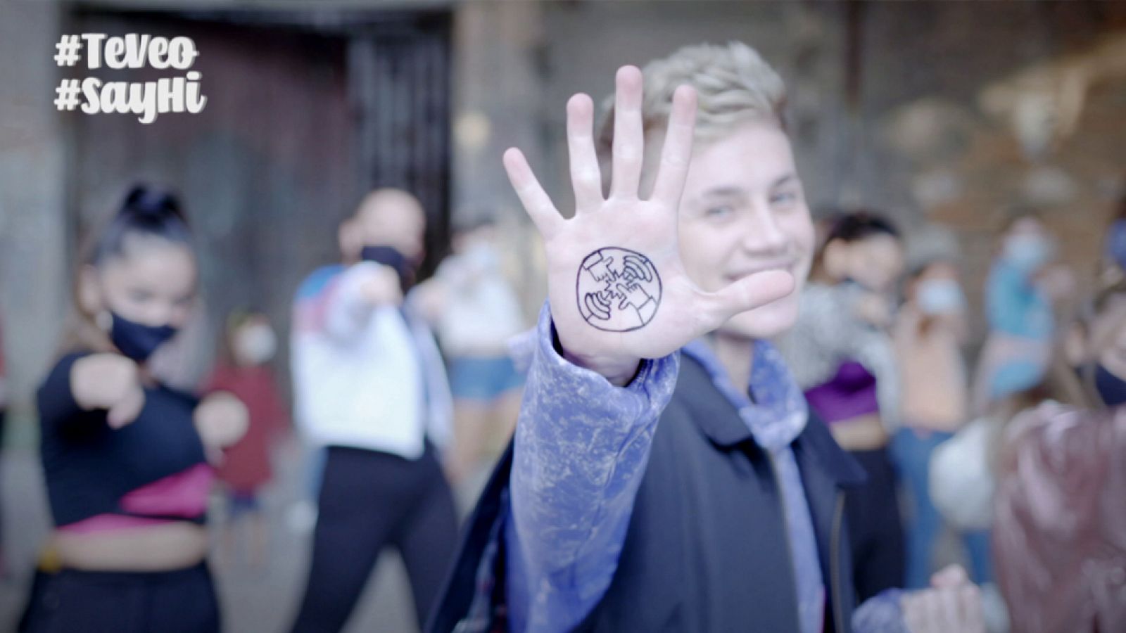 Hugo Cobo presenta el videoclip 'Te veo', la sintonía de la campaña europea de la amistad