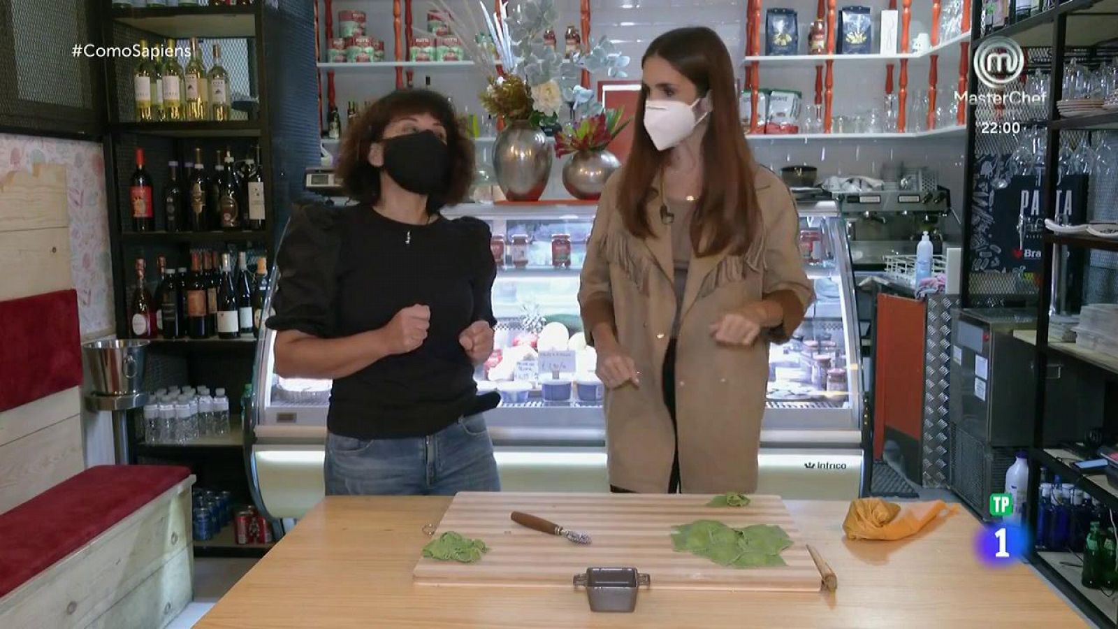 Elena Furiase nos enseña a preparar raviolis rellenos de ricotta