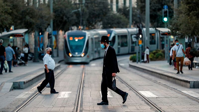 El segundo confinamiento de Israel reduce los contagios del 15% al 2% | Ver