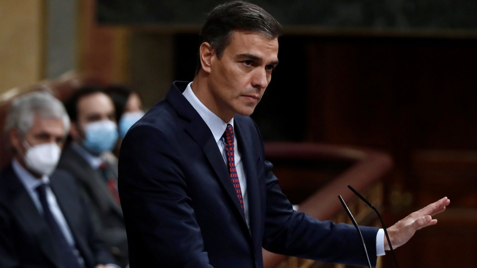 Sánchez ofrece revisar el estado de alarma en cuatro meses