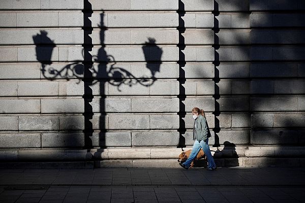 Madrid pide al Gobierno el cierre de la comunidad por días