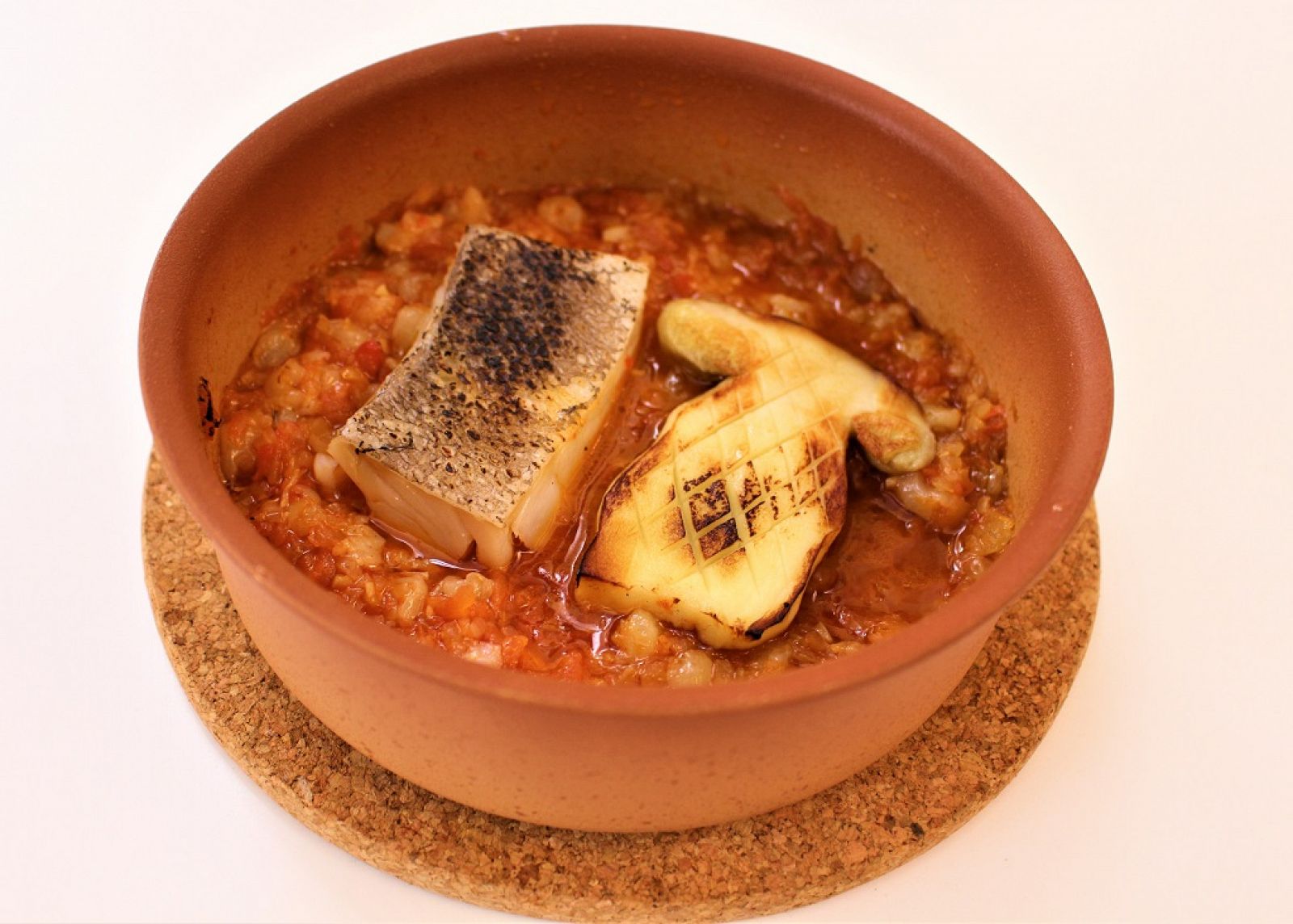 Bacalao con sus callos y boletus 