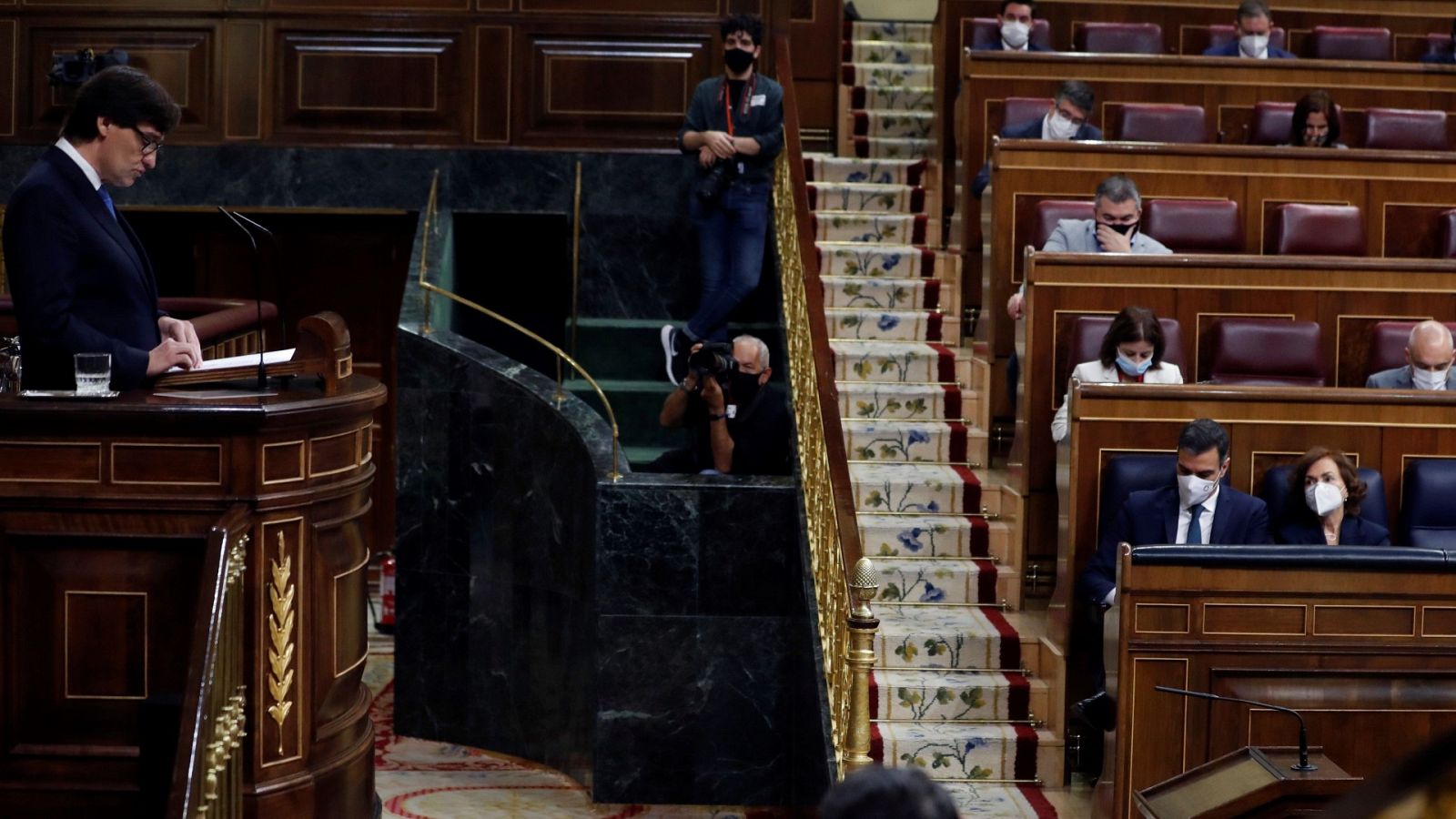 El Congreso debate el estado de alarma por seis meses entre críticas a Sánchez