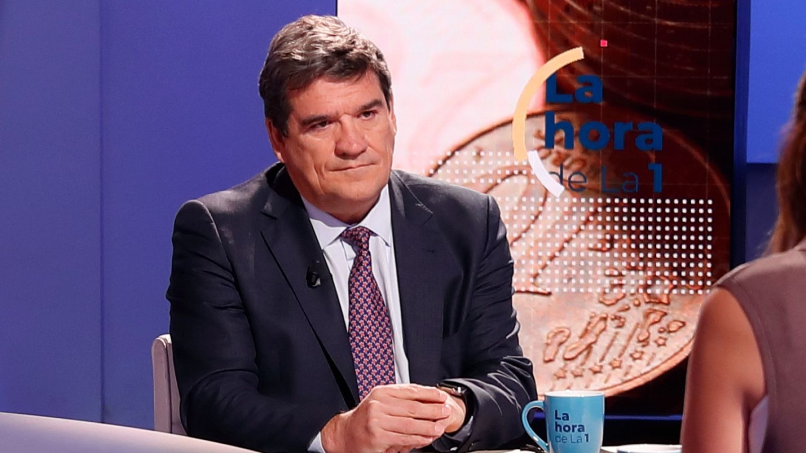 Escrivá asegura que cuando acabe la legislatura no habrá déficit en las pensiones