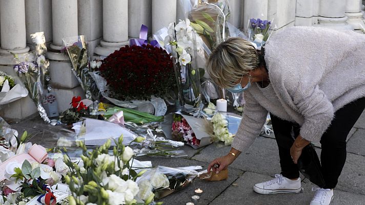 Luto en Niza tras el atentado yihadista en una iglesia