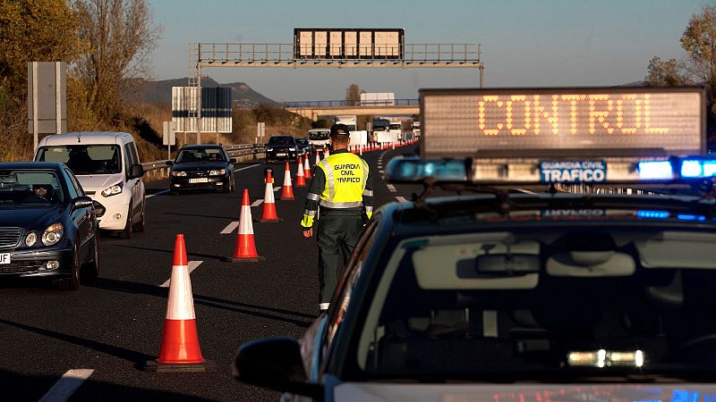 Los controles policiales marcan la víspera del puente de Todos los Santos 