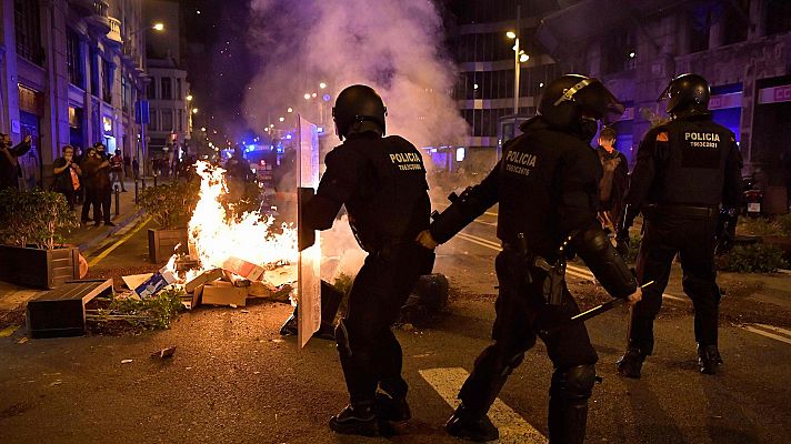 Incidentes en varias ciudades en protestas anti-COVID