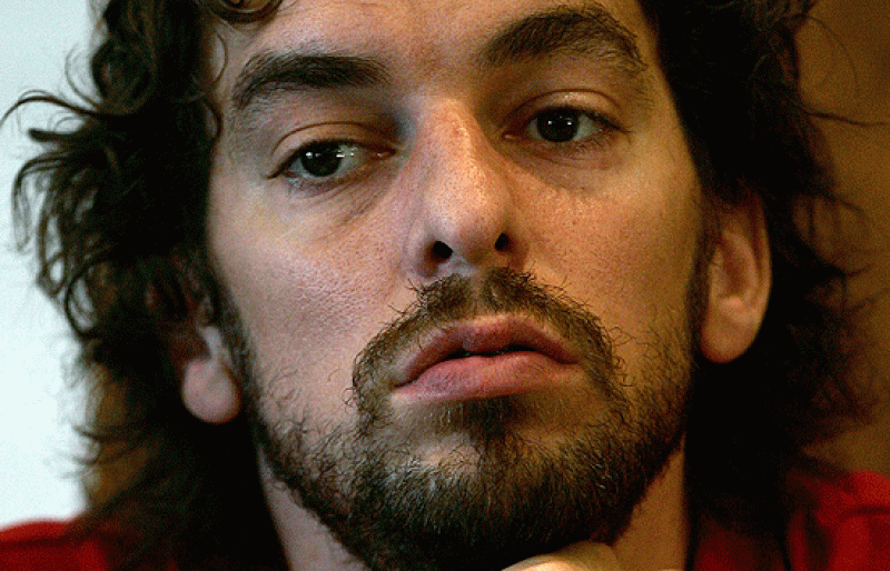  La selección española sigue ganando. A penas se echó de menos a Pau Gasol ni a Felipe Reyes. La selección consiguió vencer a Alemania por 84-63. El protagonista del encuentro fue Marc Gasol gran sustituto para cubrir la ausencia de su hermano.