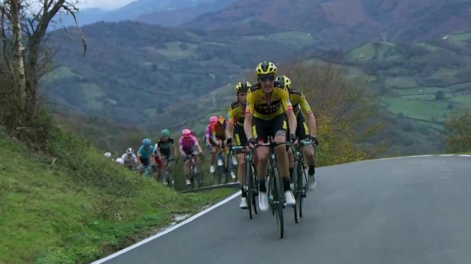 Vuelta ciclista a España 2020 - 12ª etapa: Pola de Laviana - Alto de L'Angliru (2) - ver ahora