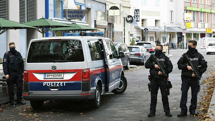 Informativo 24h - Ascienden a cuatro las víctimas en el atentado de Viena