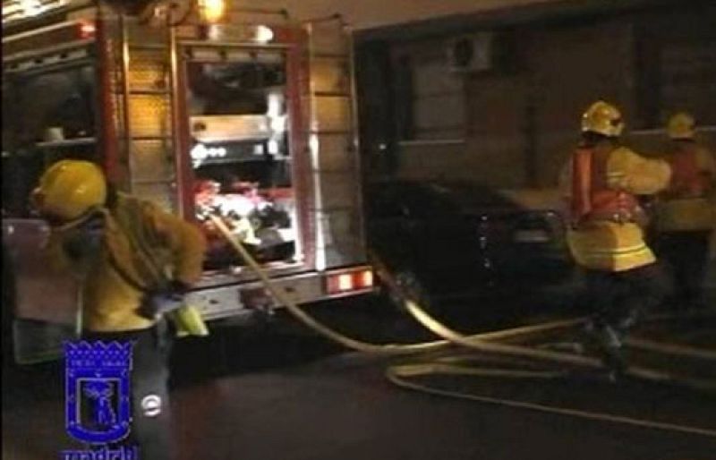 Muere un hombre de 94 años en un incendio en una vivienda en Madrid