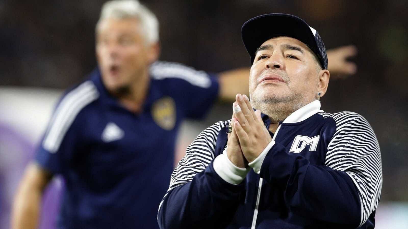 Maradona, operado con éxito de un hematoma en el cerebro | Ver