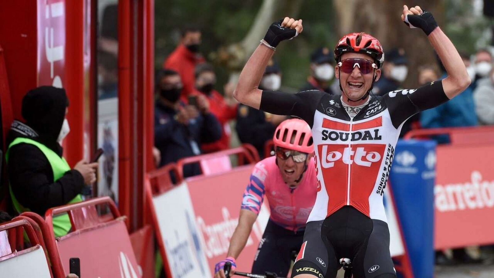 Vuelta España Etapa 14 | Doblete de Wellens