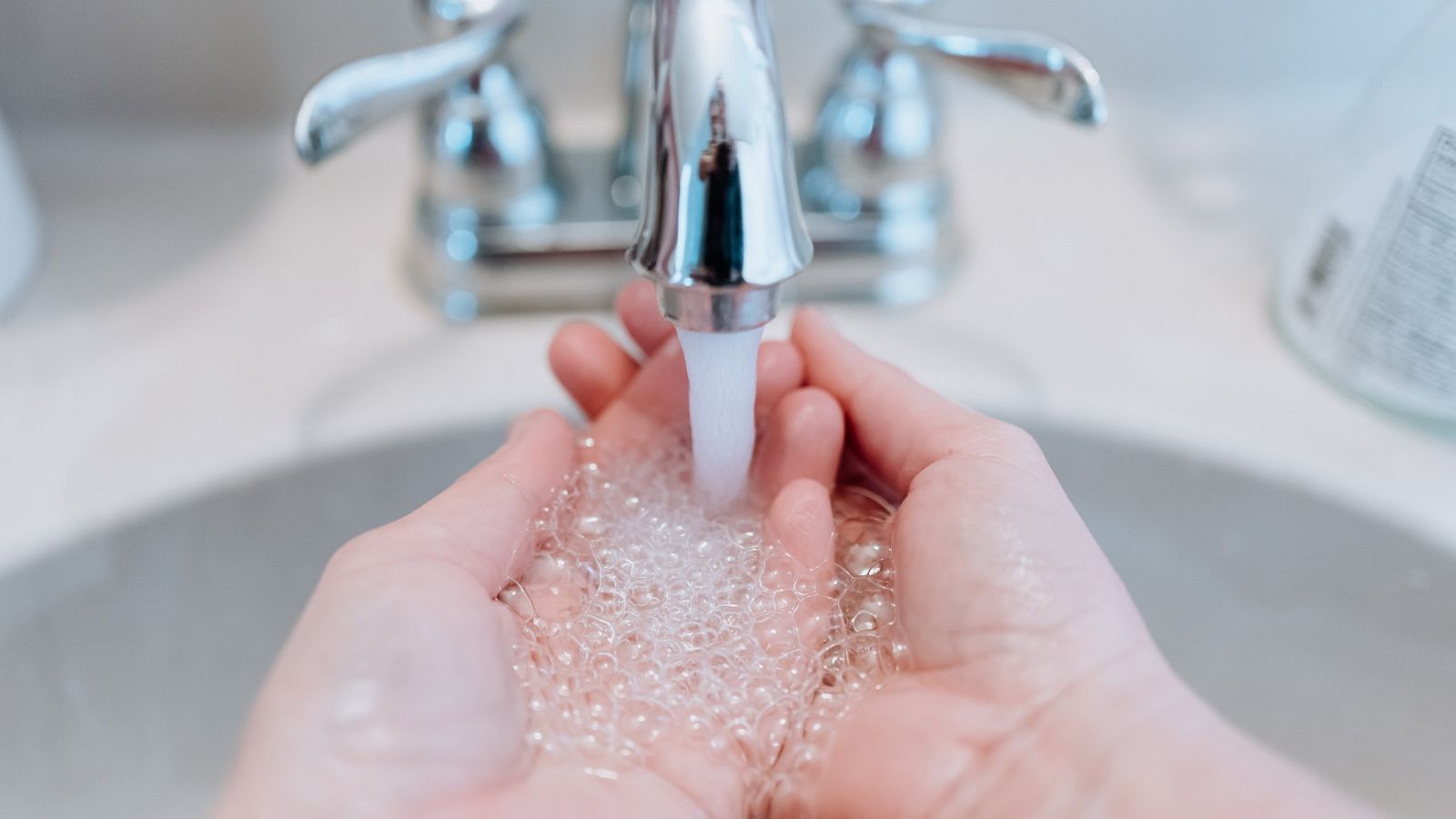 Brotes de Coronavirus en aguas residuales