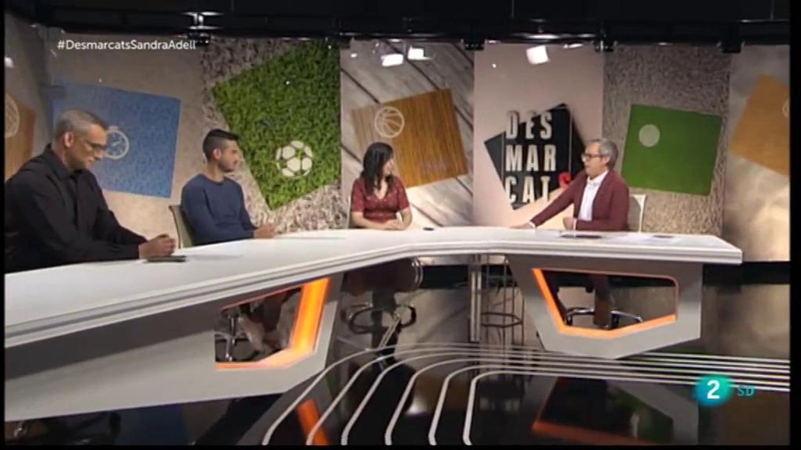 Desmarcats - Tertúlia esportiva. Barça 2 - Dinamo 1